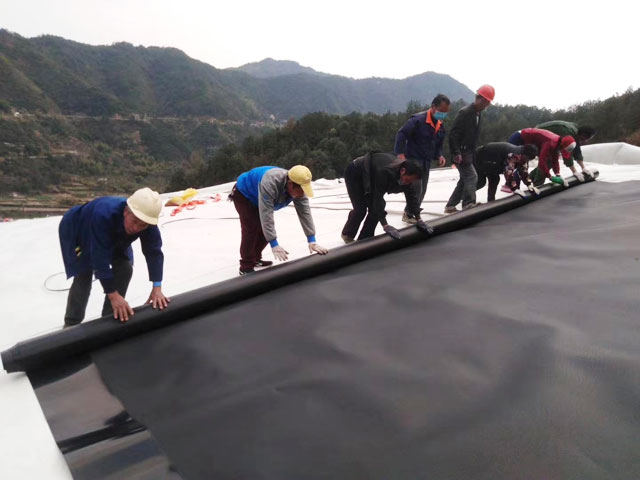 土工膜施工現場